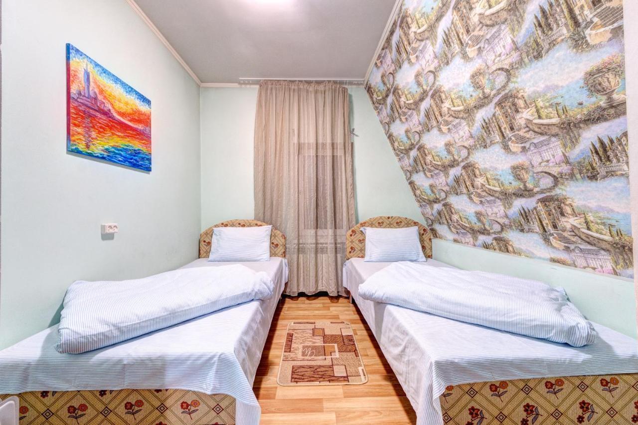 Hotel Zvezda Киев Екстериор снимка