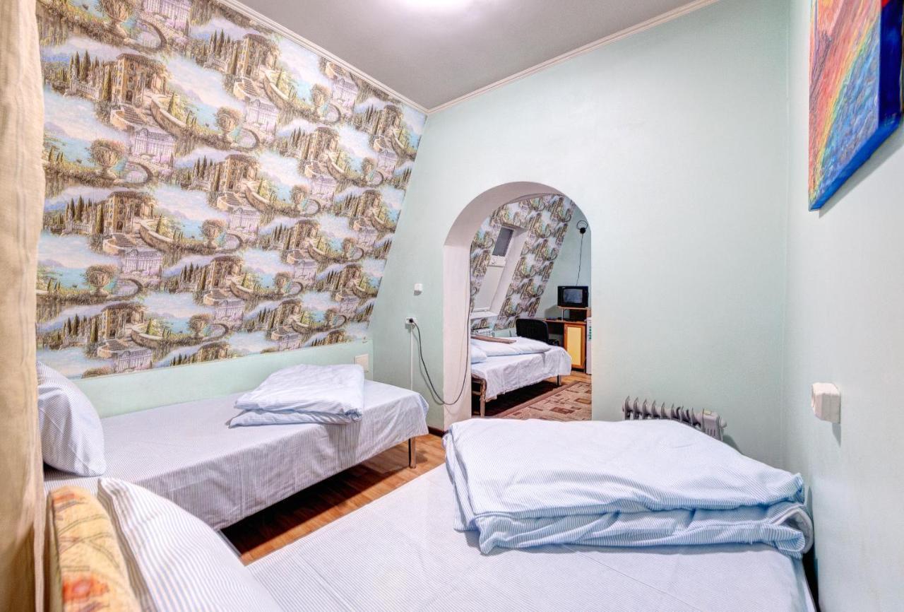 Hotel Zvezda Киев Екстериор снимка