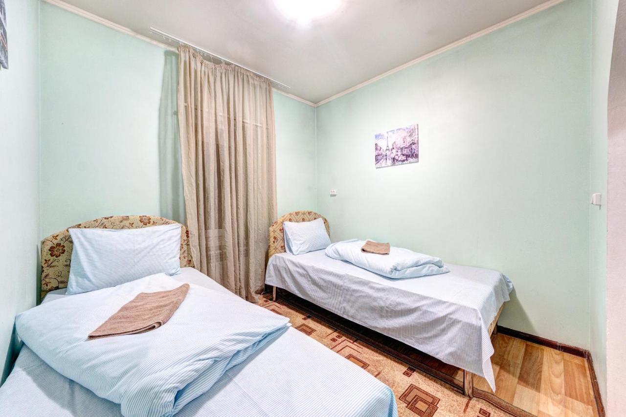 Hotel Zvezda Киев Екстериор снимка