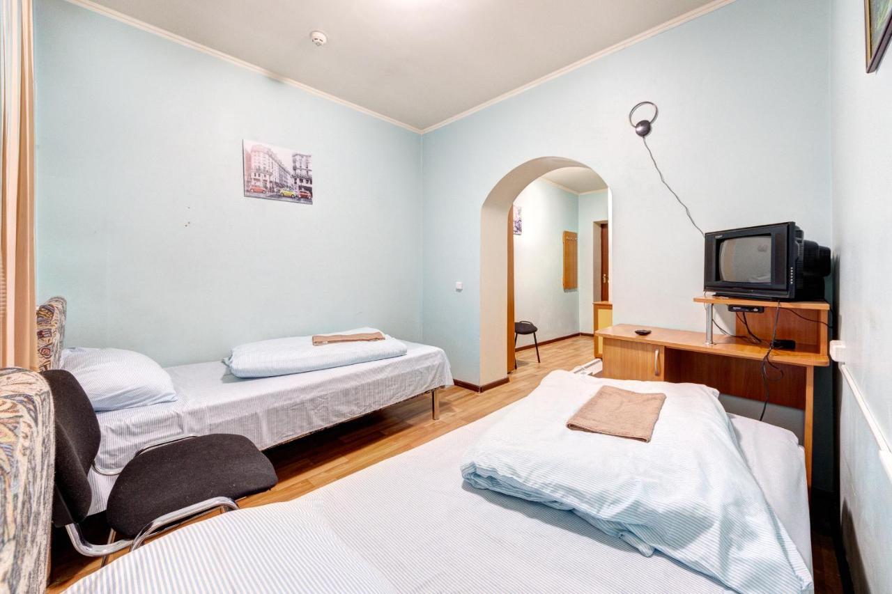 Hotel Zvezda Киев Екстериор снимка