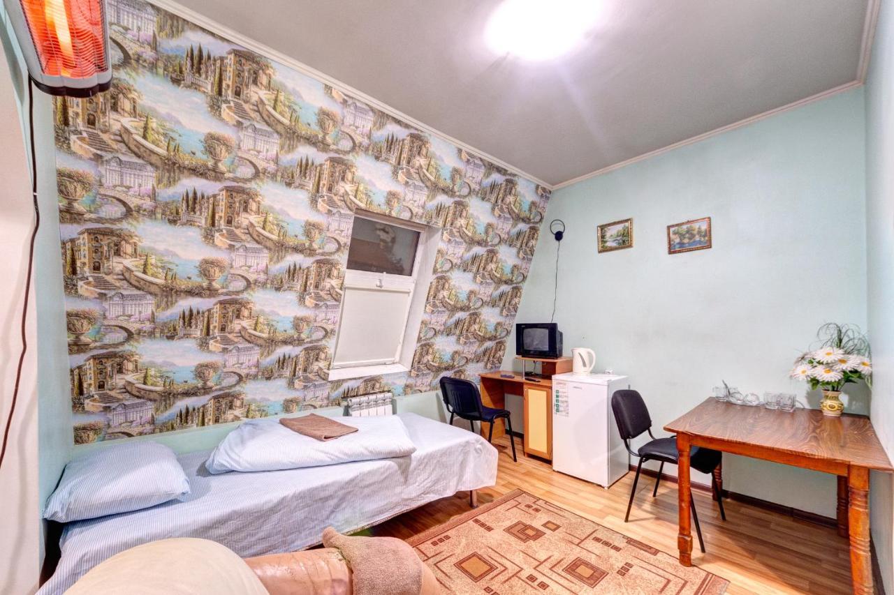 Hotel Zvezda Киев Екстериор снимка